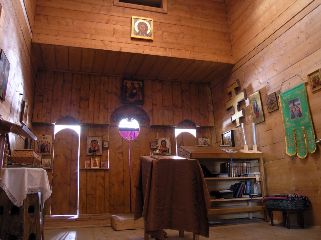 Wnętrze Swiato-Troickiego Dukońskiego monastyru (dukoński monastyr Świętej Trójcy