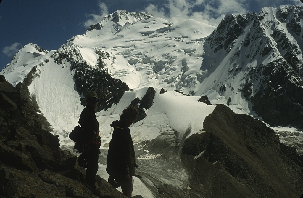 Pik Karakolski (Pik Karakol)
