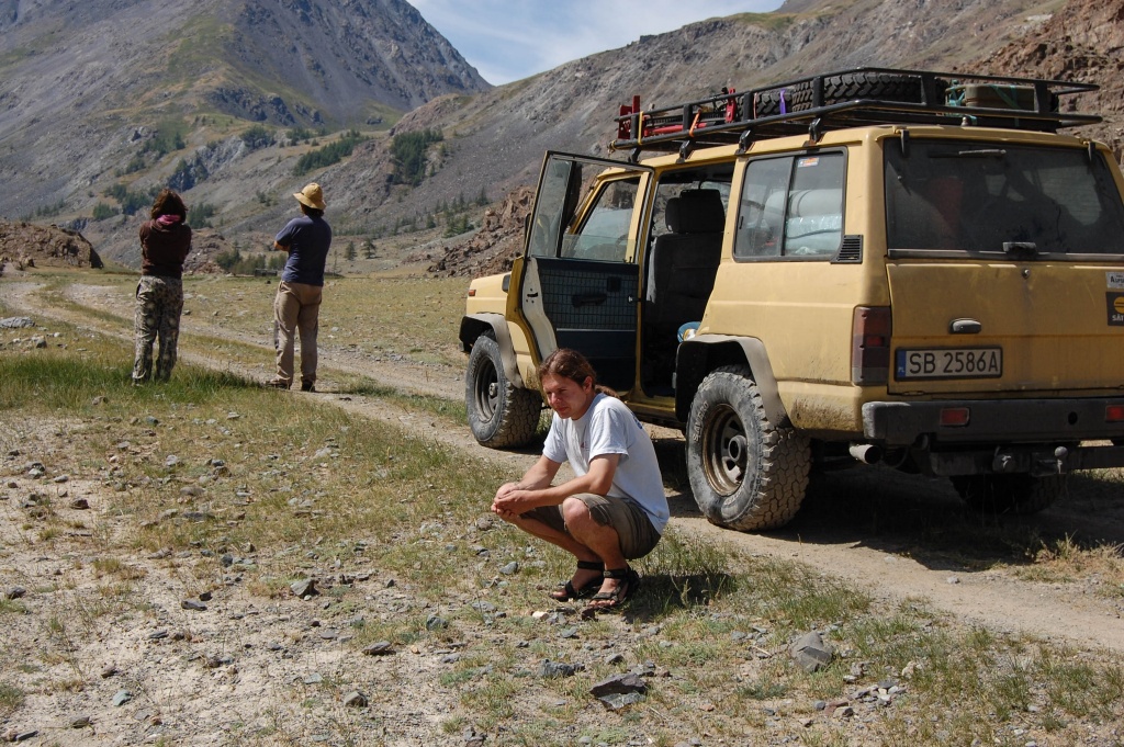 Nissan Patrol overlanding Ałtaj