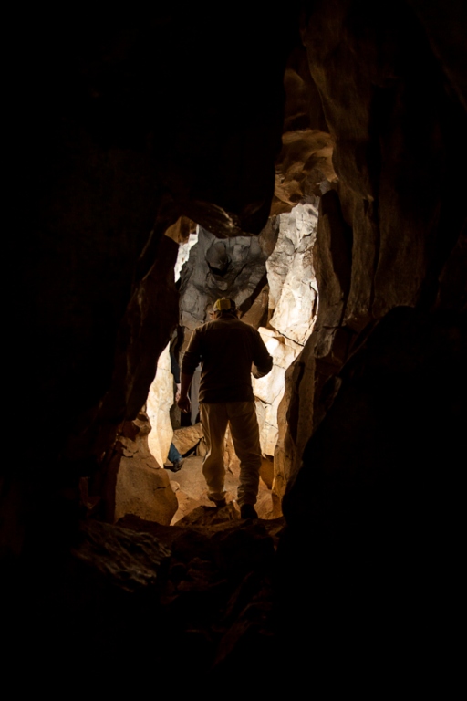 Skednena jama Cave