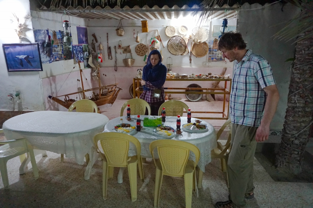 Nocujemy w guesthousie w wiosce Tabl. Qeshm Iran
