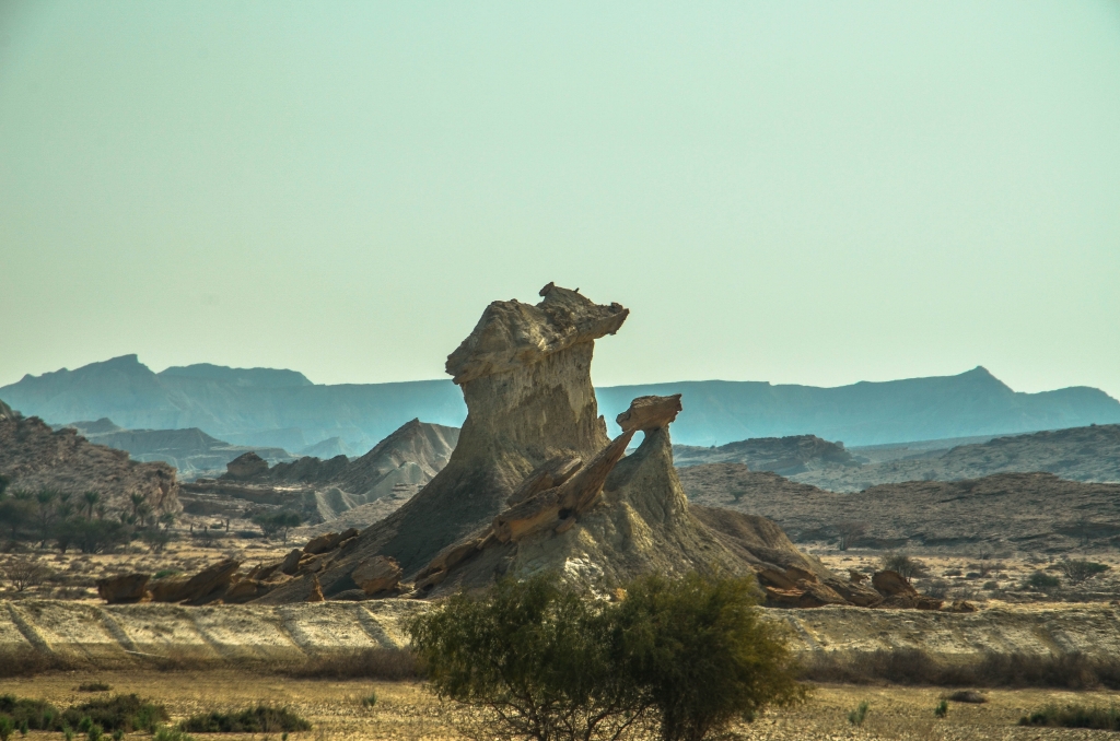 Unikalne walory geologiczne wyspy Keszm objęte są ochroną w ramach utworzonego Geoparku Qeshm .