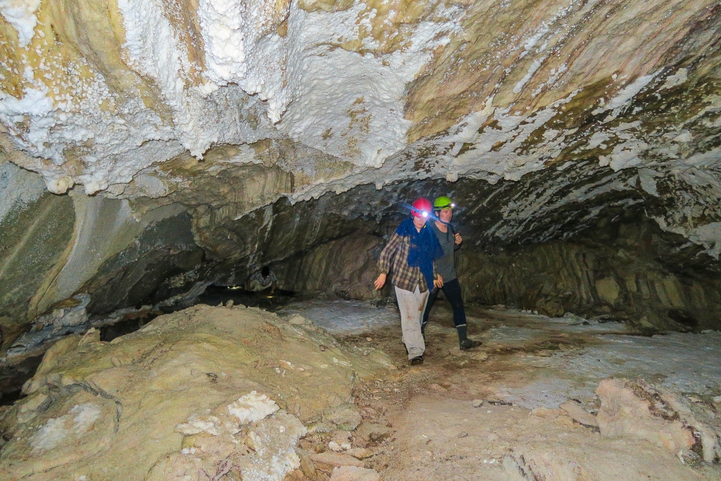 Jaskinia solna Namaktunel. Wyspa Qeshm. Iran