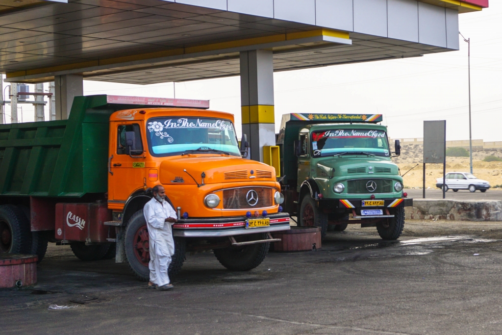 Iran Khodro – Khawar. Jest to licencyjna wersja Mercedesa serii L – Kurzhauber