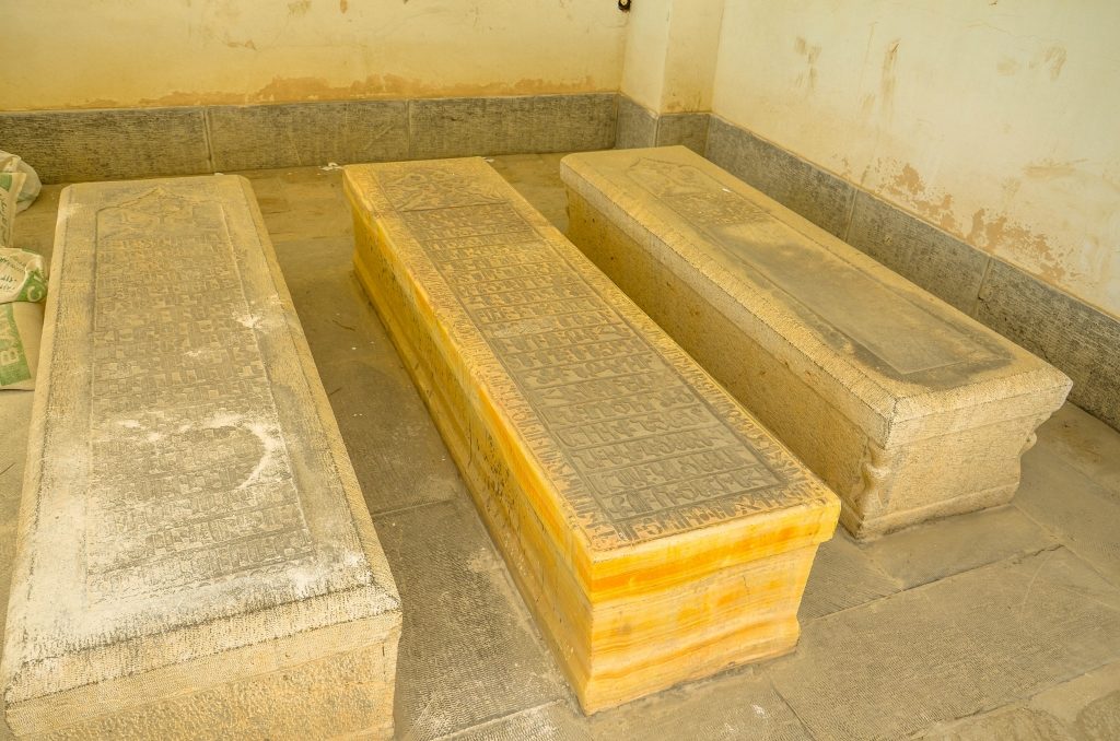 Ormiańskie nagrobki Isfahan