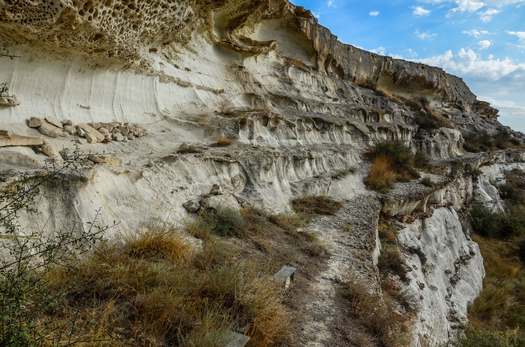 Meczet wykuty w skale. Kazachstan