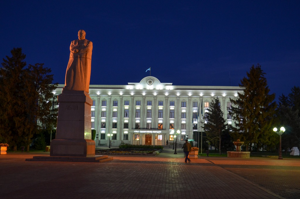 Pomnik Abaja Uralsk Kazakhstan